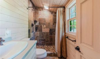 3 Manhattan, Alexandria Bay, NY 13607