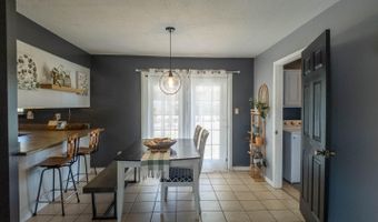 838 Indian Trl, Ash Flat, AR 72513