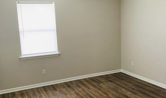 4223 SE College St A, Ayden, NC 28513