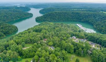 65 Lakeshore Dr, Albany, KY 42602