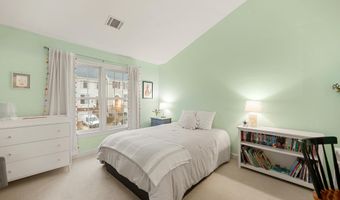 3721 HUNTLEY MEADOWS Ln, Alexandria, VA 22306