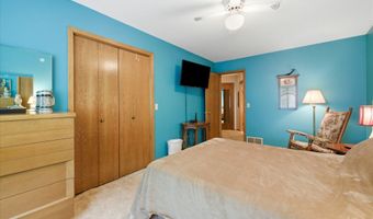 1448 Cleveland St, Anoka, MN 55303