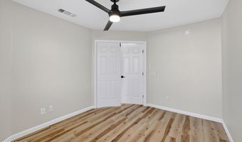 6831 S OAKMONT Dr, Chandler, AZ 85249