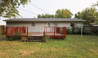 710 Field St, Altamont, IL 62411