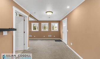 9267 Red Creek Rd, Casper, WY 82604