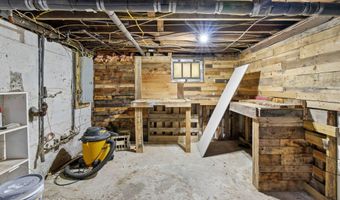 32 Homestead St, Albany, NY 12203