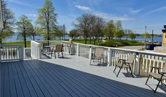 129 Shore Rd, East Providence, RI 02915
