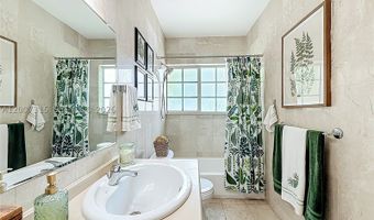 9280 Bay Harbor Ter 25, Bay Harbor Islands, FL 33154