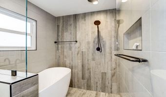 6788 LITTLE RIVER Tpke, Annandale, VA 22003