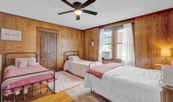 247 W Mechanic St, Bloomfield, IN 47424