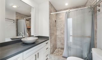 1864 Laurel Rd, Oceanside, CA 92054