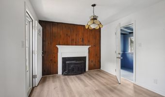 17 Overlook Ave, Bristol, CT 06010