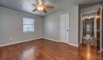 3208 California Ave, Chickasha, OK 73018