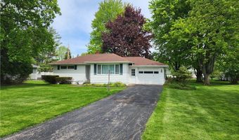 9 Linwood Ave, Albion, NY 14411