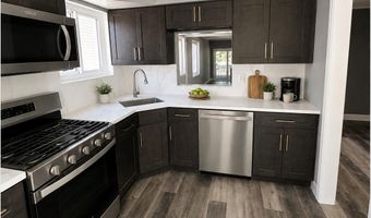 201 Madaline Dr, Avenel, NJ 07001