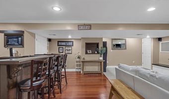 6 Surle Ct, Bayville, NJ 08721