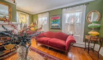 18 Waldo Ave, Belfast, ME 04915