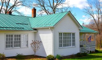 5557 Flat Mountain Rd, Alderson, WV 24910