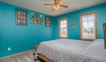 1113 9th Ave SE, Altoona, IA 50009