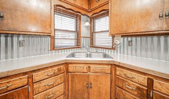 104 N Brown, Abilene, KS 67410