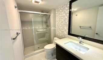 3731 N Country Club Dr 623, Aventura, FL 33180