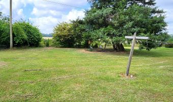 4590 Wilson Dr, Ayden, NC 28513