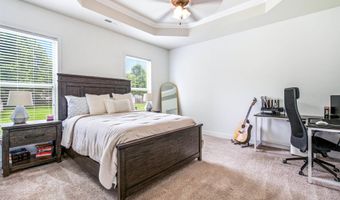 18394 Red Tail St, Athens, AL 35613