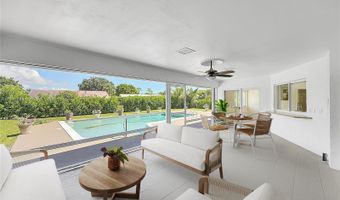 524 Muirfield Dr, Atlantis, FL 33462