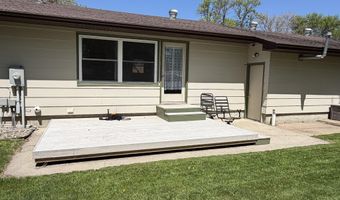 1808 SE 12th Ave, Aberdeen, SD 57401