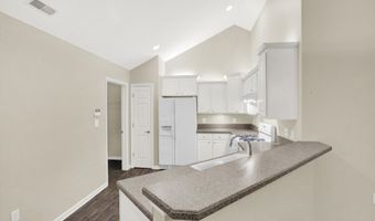 7362 Lake Lakota Pl 25, Indianapolis, IN 46217