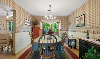 10 Sabin Dr, Airmont, NY 10901