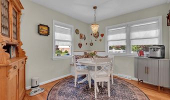 1 KING Ct, Annapolis, MD 21401