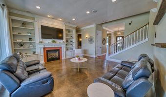 2112 Westridge Rd, Carlsbad, NM 88220