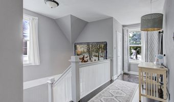 914 W 4TH St, Appleton, WI 54914