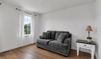 6 Fleuette Dr, Bellingham, MA 02019