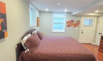 4106 GAULT Pl NE 1, Washington, DC 20019