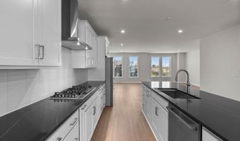 44510 LOWESTOFT Sq, Ashburn, VA 20147