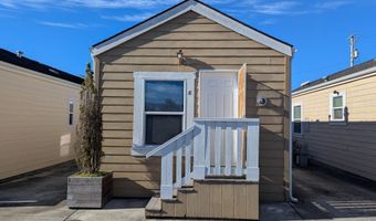 115 G St 8, Arcata, CA 95521