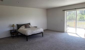 29222 N 1st St, Athol, ID 83801