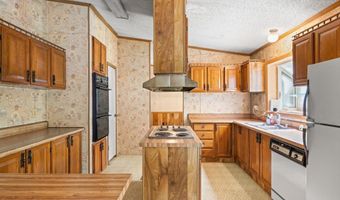 228 County Road 135, Athens, TN 37303