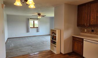 1005 Hillcrest Dr, Anita, IA 50020