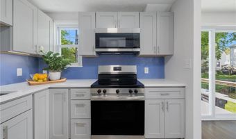 349 Boulevard, Middletown, RI 02842