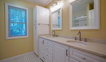 72 GAINSBOROUGH Dr, Lewes, DE 19958