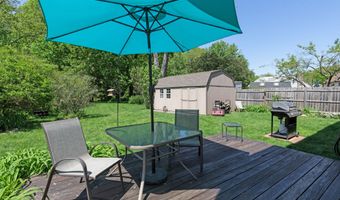 21 Bethpage Dr, Bethel, CT 06801