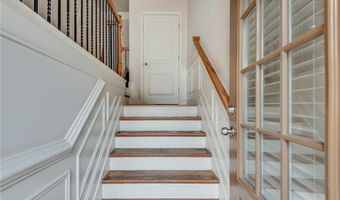 9005 Woodland Trl, Alpharetta, GA 30009