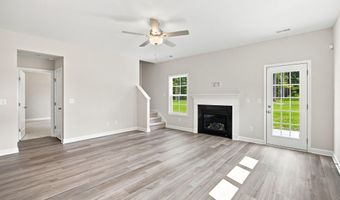 925 Rialto Ln, Ayden, NC 28513