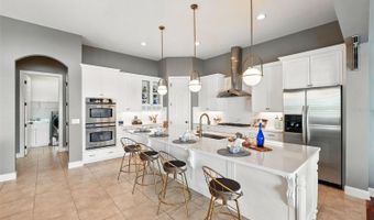 5405 R MERRITT ISLAND Dr, Apollo Beach, FL 33572