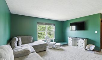 5756 Cherokee Ct, Bargersville, IN 46106
