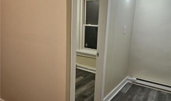 1132 E Susquehanna St E, Allentown, PA 18103