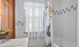 194 Gould Ave, Warwick, RI 02888